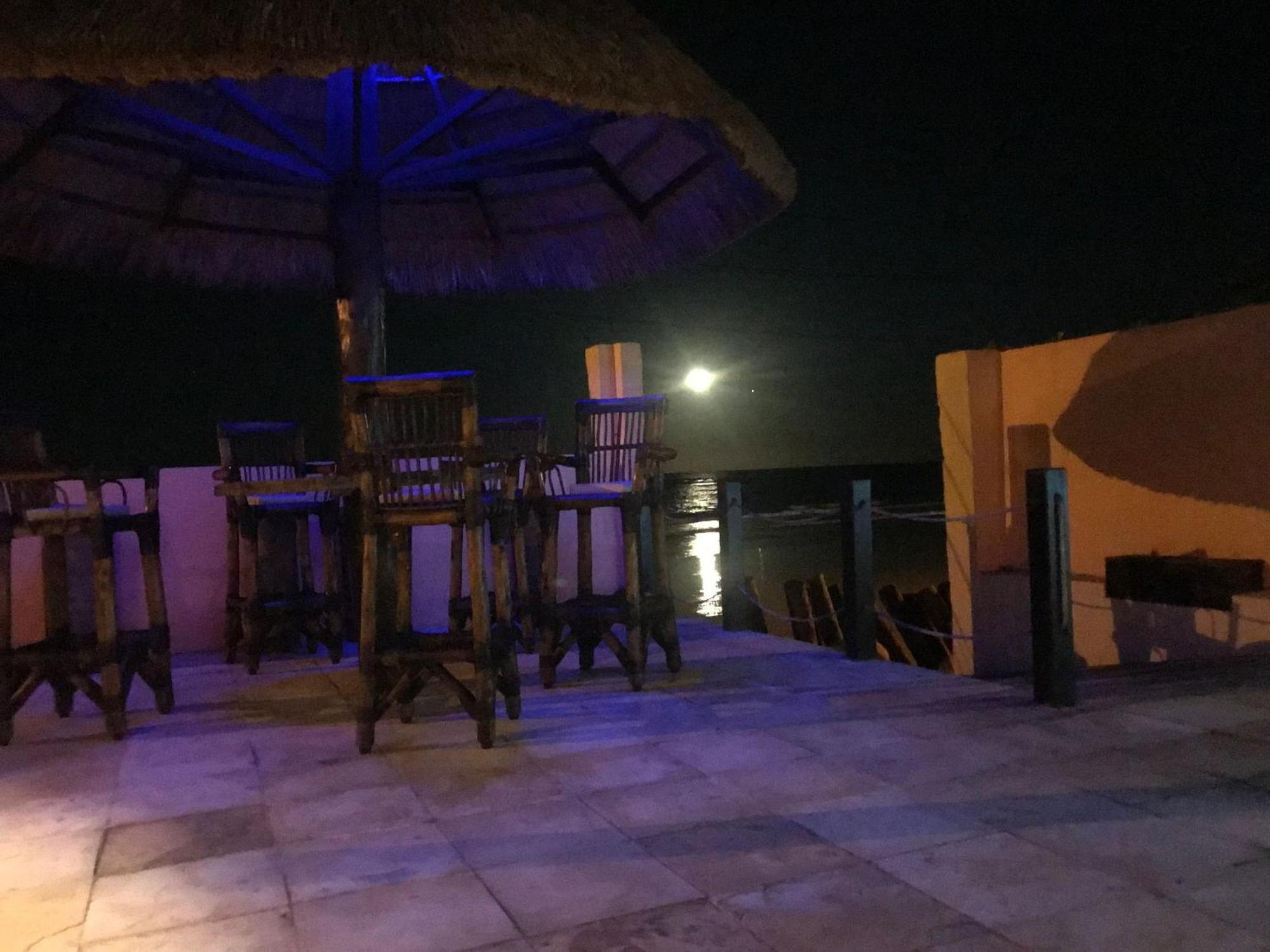 Beach House Pousada Exclusiva Pes Na Agua Unica Em Alagoas * Pontal do Peba